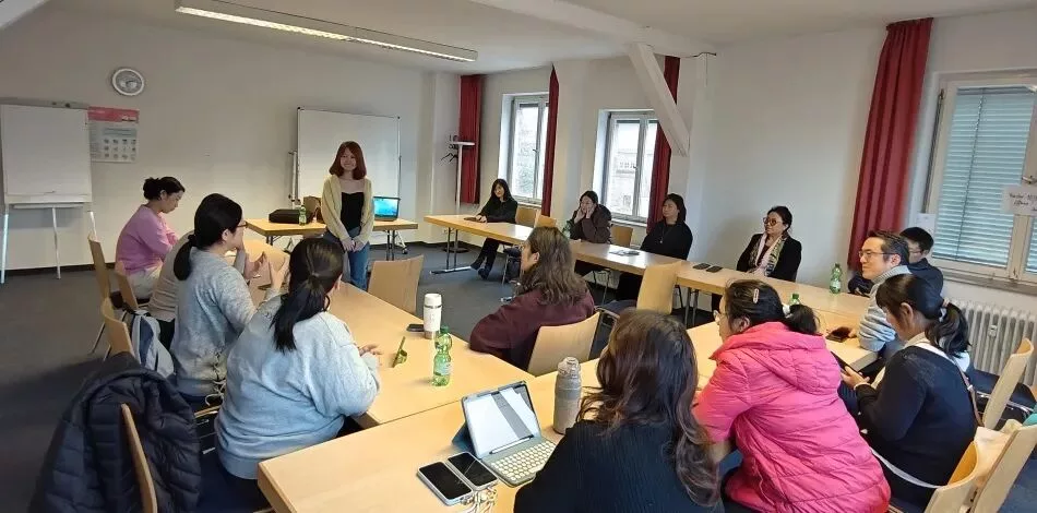 Symposium in Stuttgart: Gemeinsam die chinesische Bildung beflügeln 28 wxsync 2025 12 c3b9624e07337c1a87548e6214076ae5